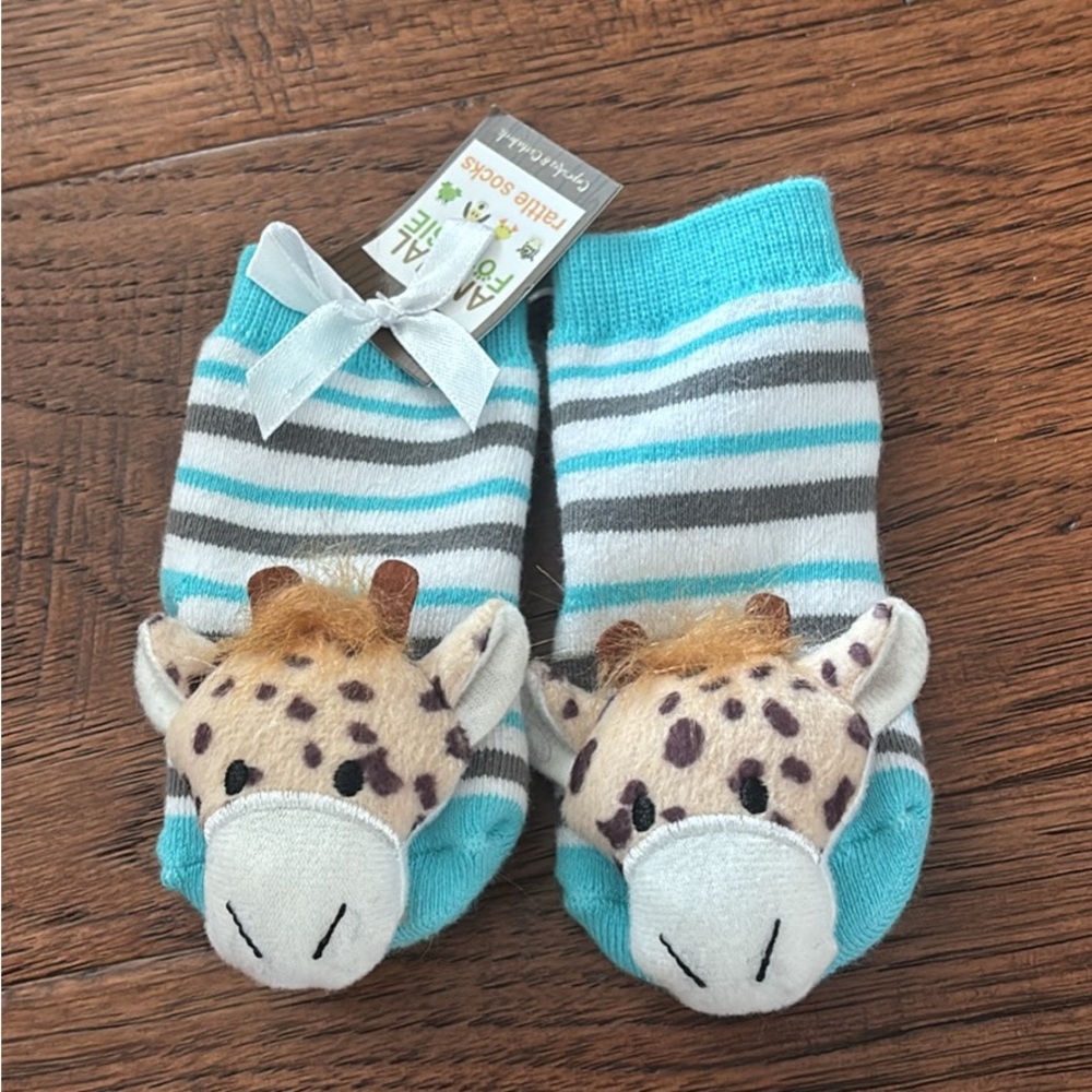 Rattle socks size 0-24 months